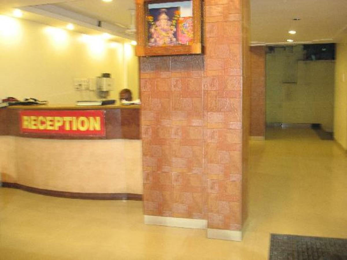Hotel Rajdeep Pune Eksteriør bilde