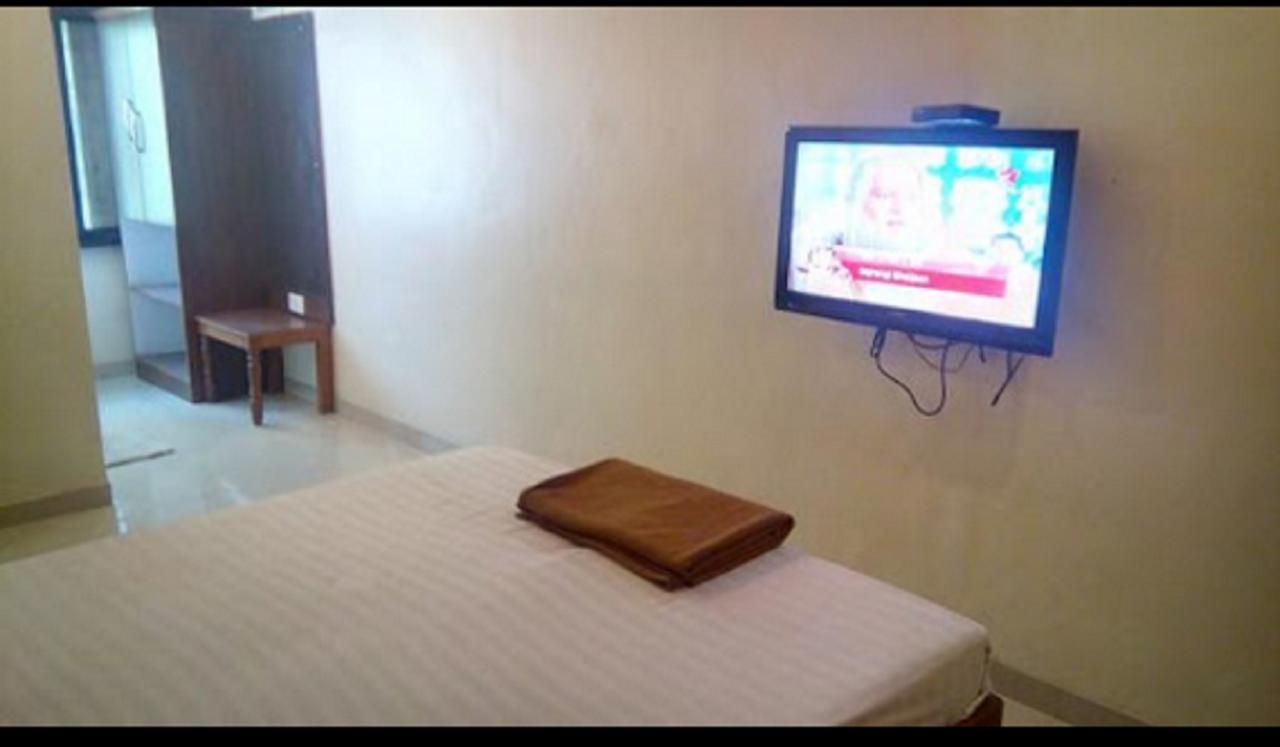 Hotel Rajdeep Pune Eksteriør bilde