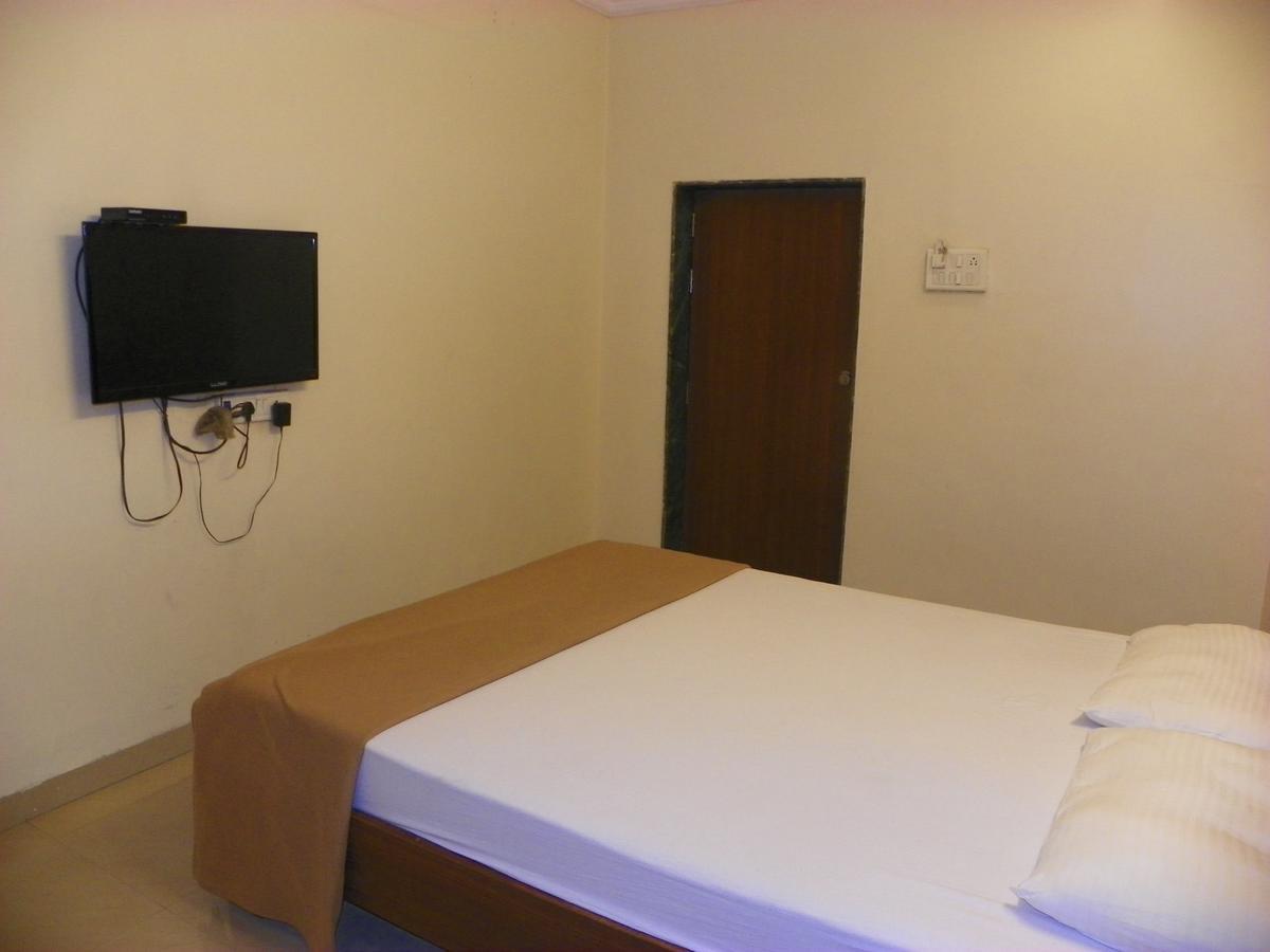 Hotel Rajdeep Pune Eksteriør bilde